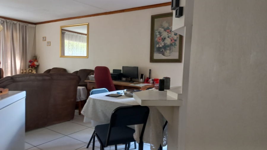 To Let 2 Bedroom Property for Rent in Navalsig Free State